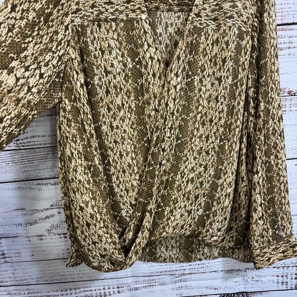 Michael Michael Kors‎ animal snake Print size 12 long sleeve wrap style blouse - Picture 4 of 9